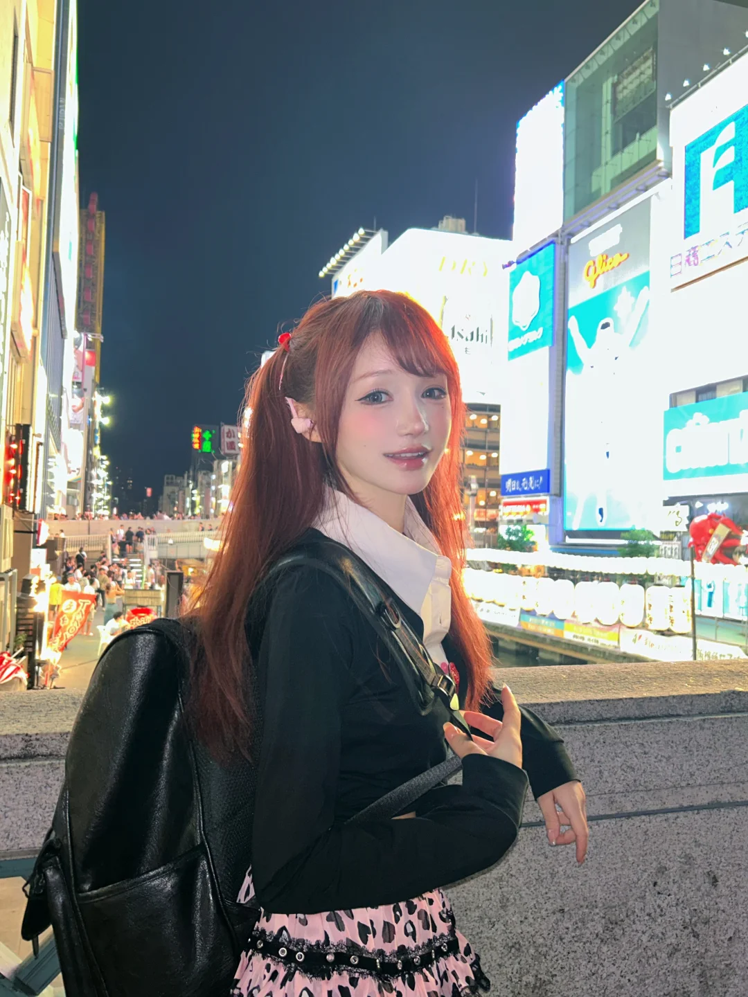 街头跟老公吵架  然后被拉牛郎店了