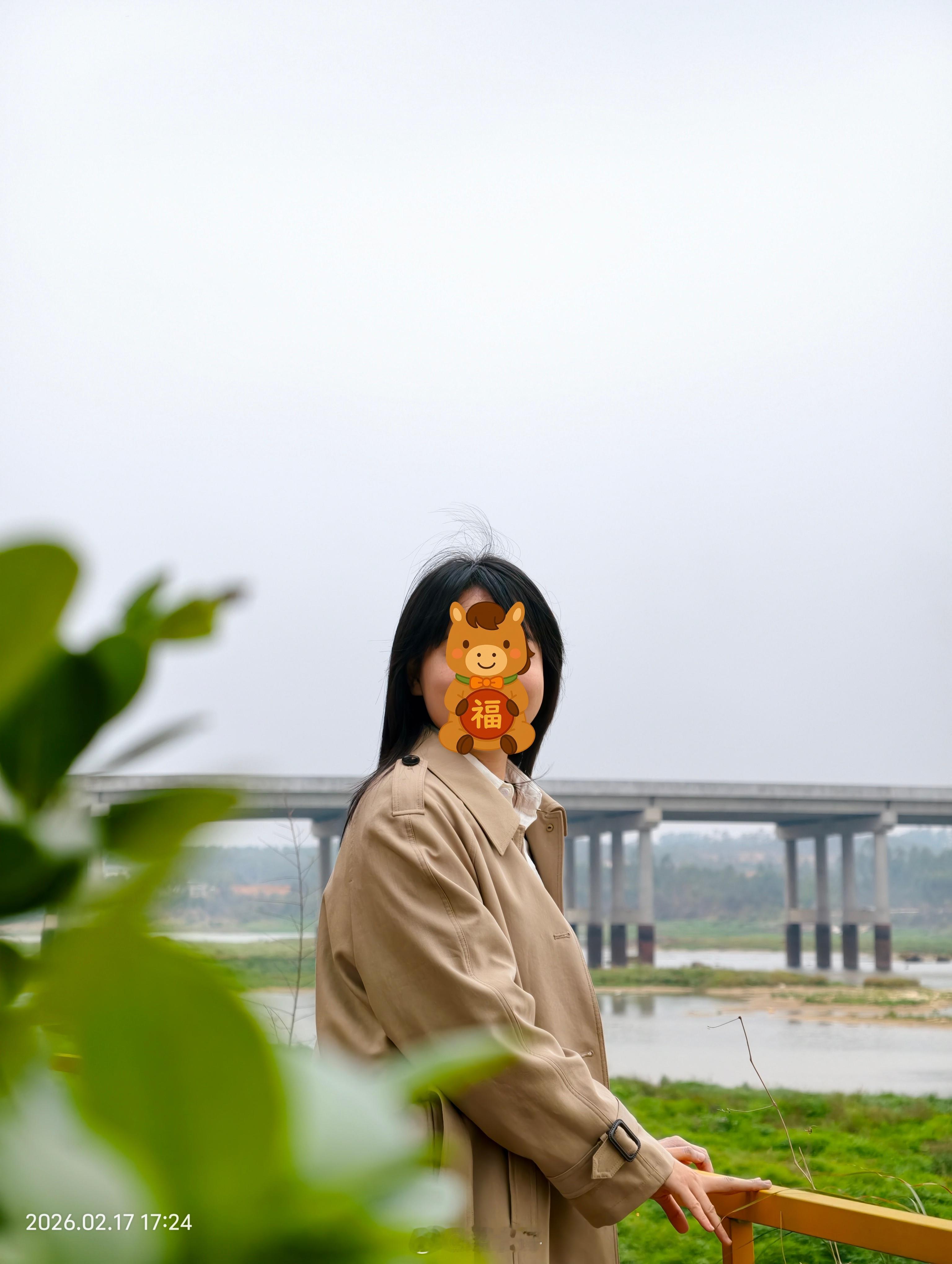 稍微学了点拍照是真的好，昨天晚上同学聚会，女同学都拉着我要求帮忙拍摄