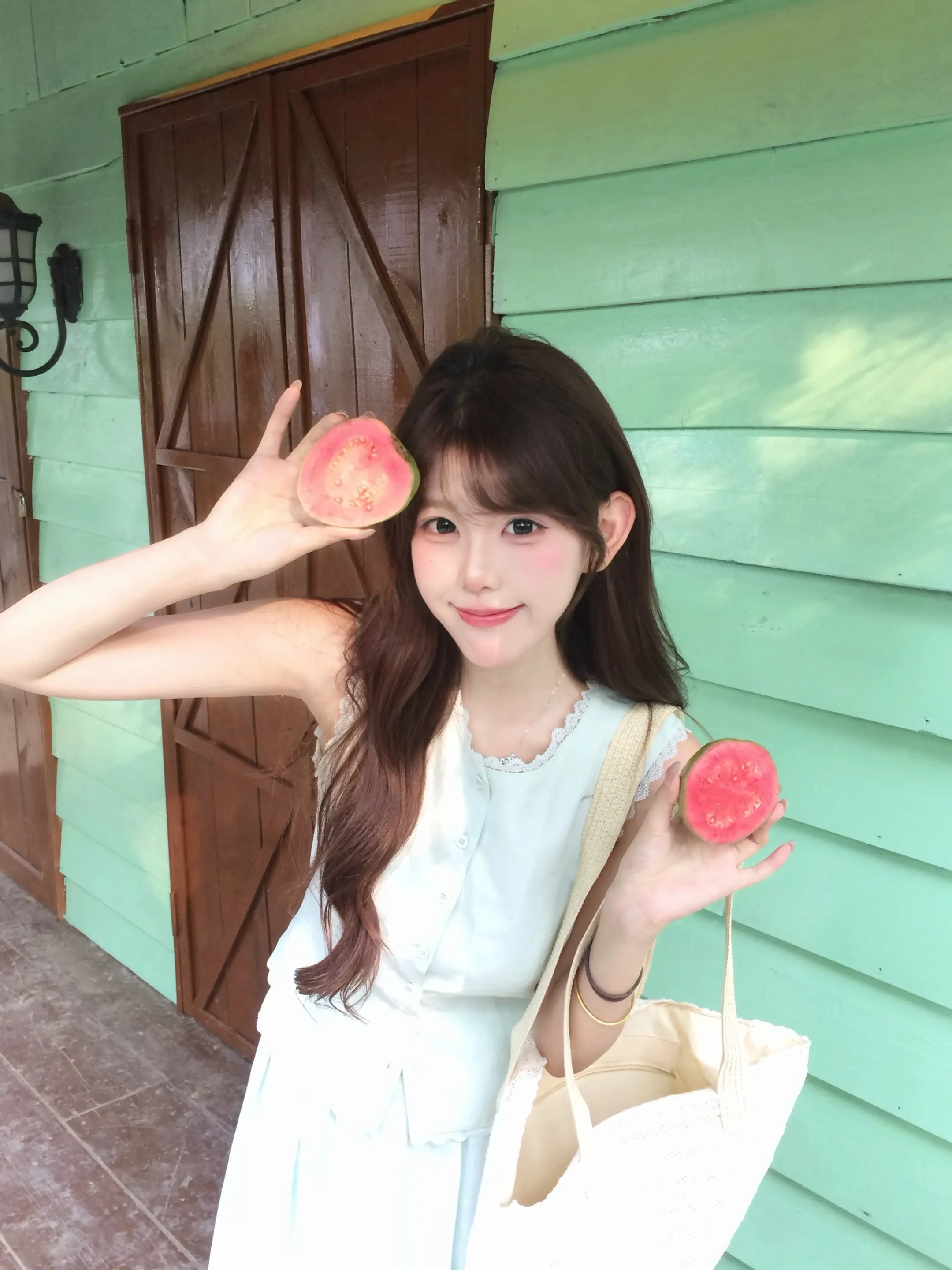 存一些韩系小木屋拍照姿势🤳
