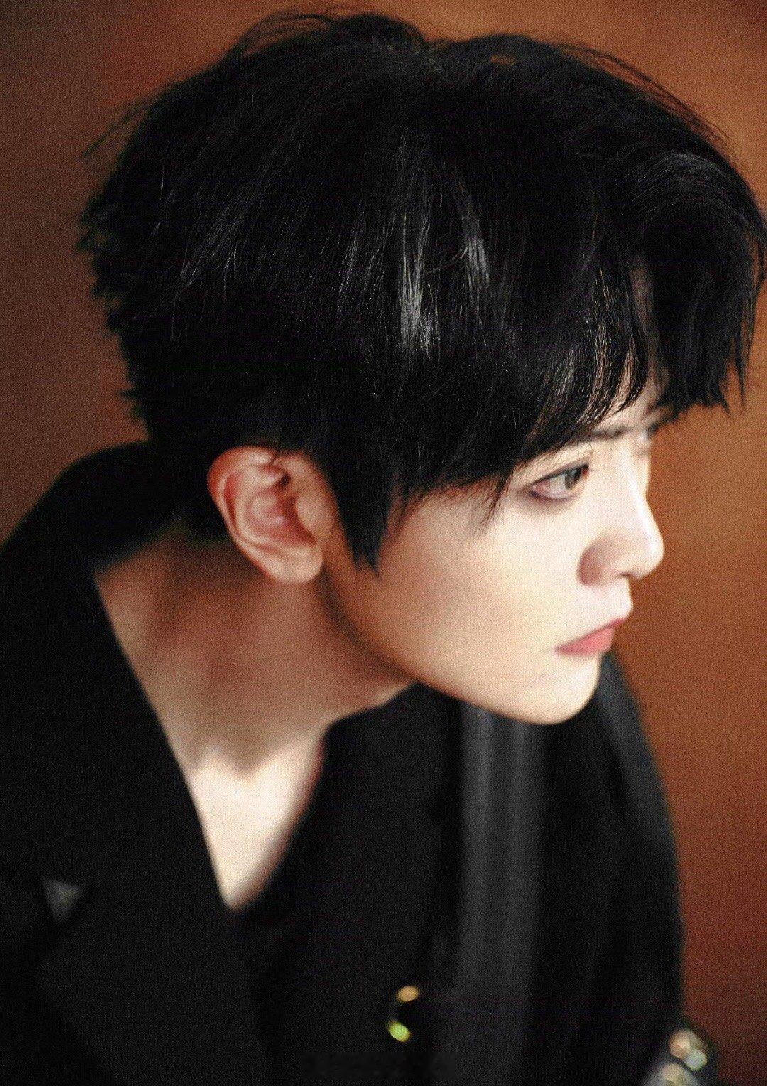 #刘端端道歉速度赶不上得罪速度#刘端端也太可爱了吧，这可真是嘴在前面飞，脑子在后