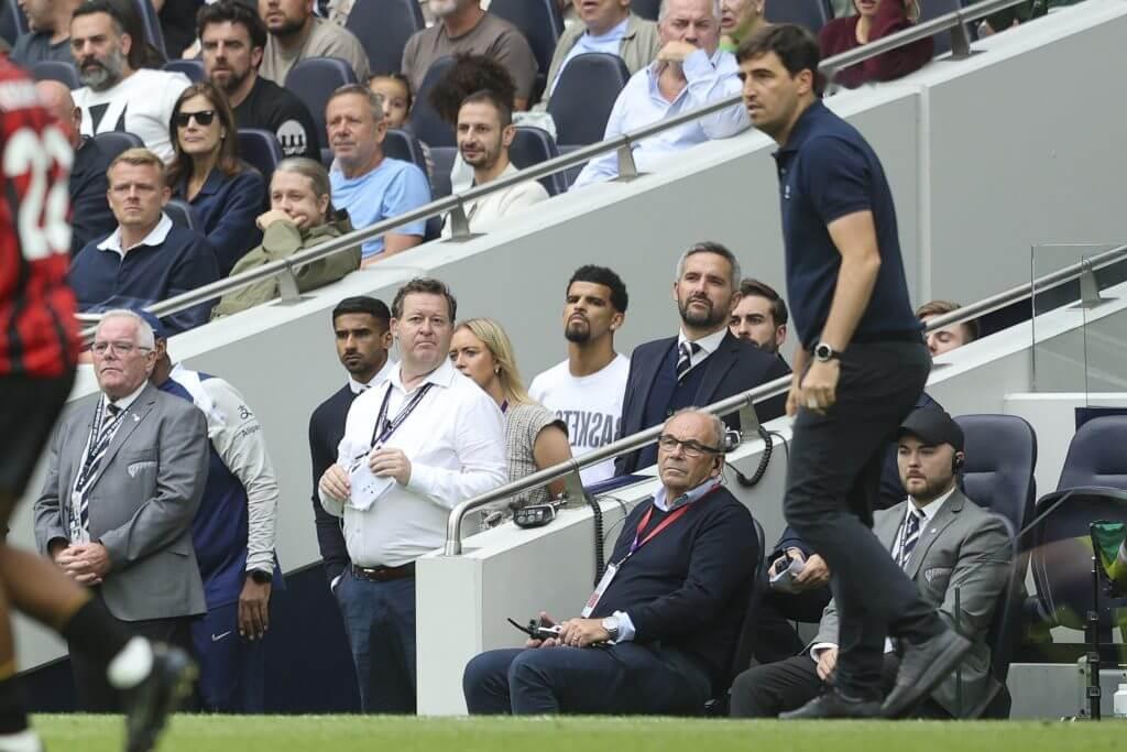 索兰克：“这段时间真的很难熬。一开始我以为自己不会伤太久，但我们其实并没有真正了