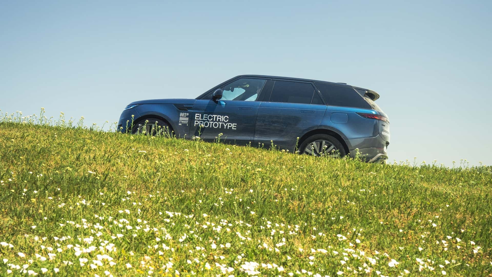 Range Rover Sport Electric prototype 