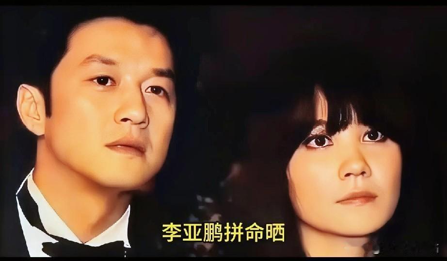 李嫣确实是个特殊的存在。

2006年她带着双侧唇腭裂出生，命运一开始就给她开了
