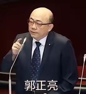 关于当前中国的对日斗争，台湾时政评论员郭正亮的观点，以前认为中国大陆不愿下狠手，