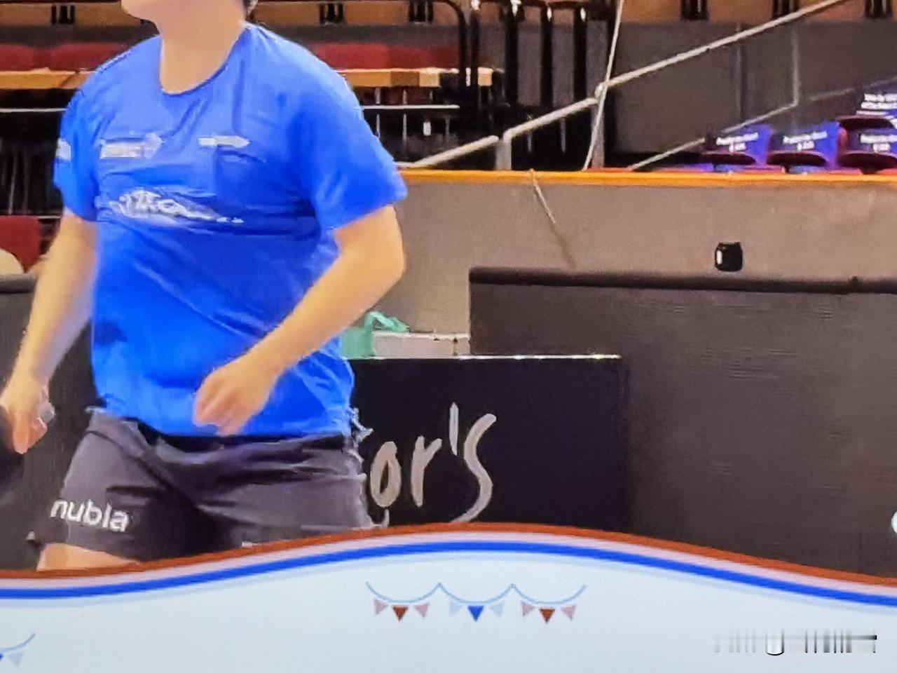 欧冠半决赛正在直播：
樊振东领衔的萨队激战波兰伯格利亚队
[大笑]
萨尔布吕肯俱