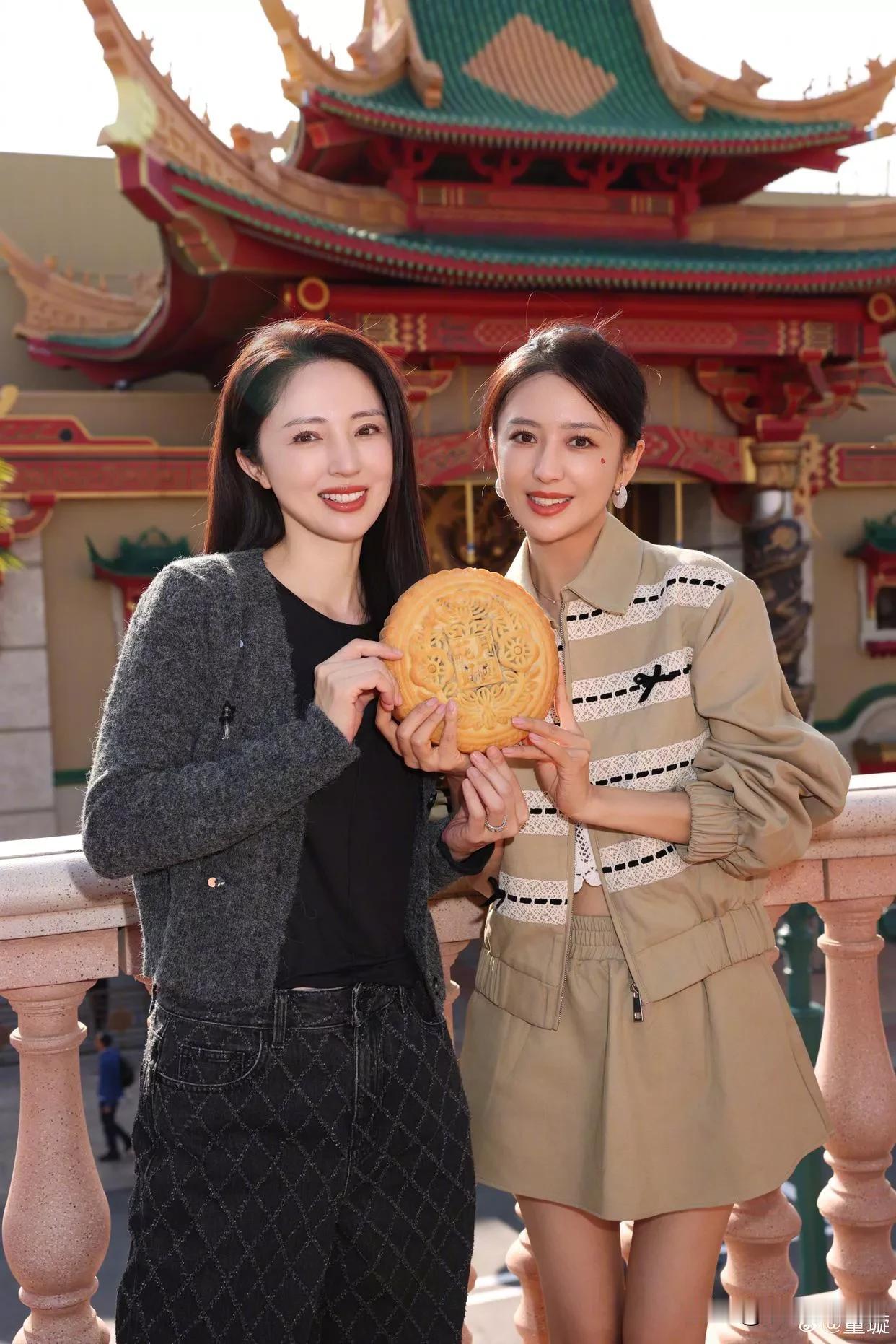 44岁的董璇
 
给所有女人都上了一课
女人可以没有光环，可以历经风雨，但一定要