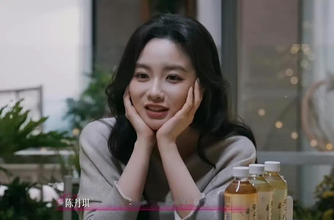 我决定——放弃周柳，转磕琪凌！
柳柳真的太磨叽了，明明心里有感觉，却总是犹豫不决