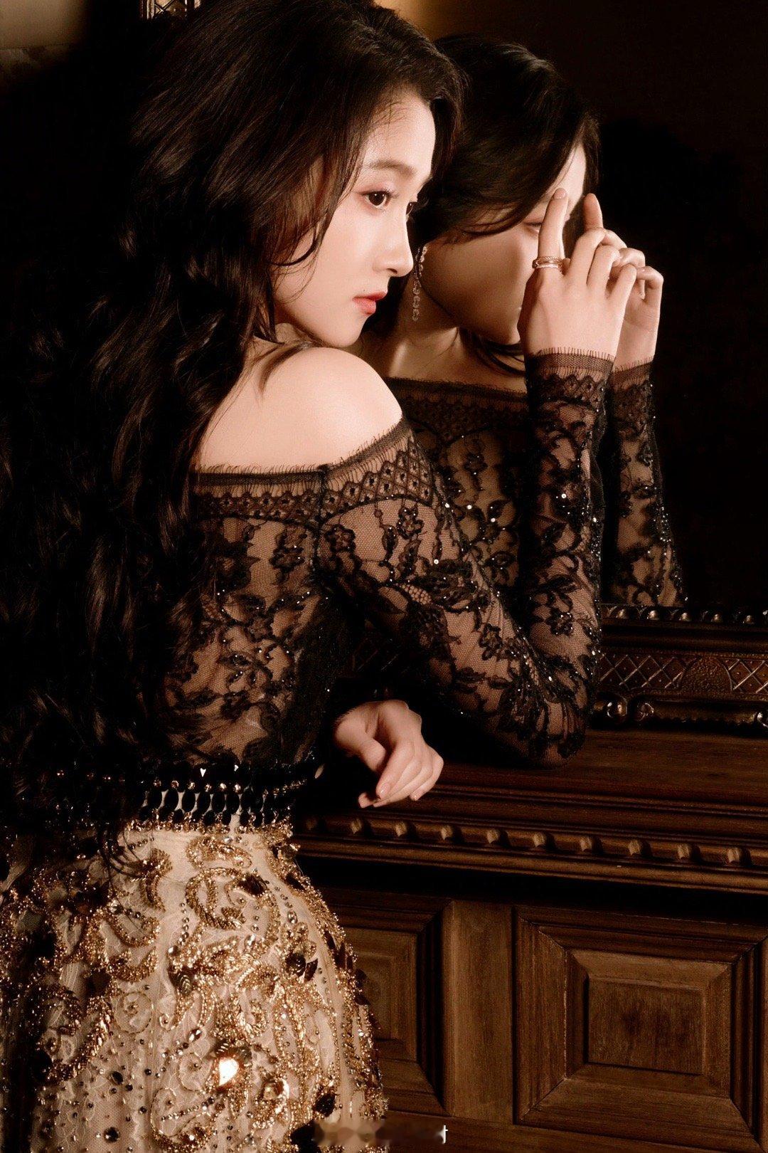 关晓彤❤️❤️❤️ 