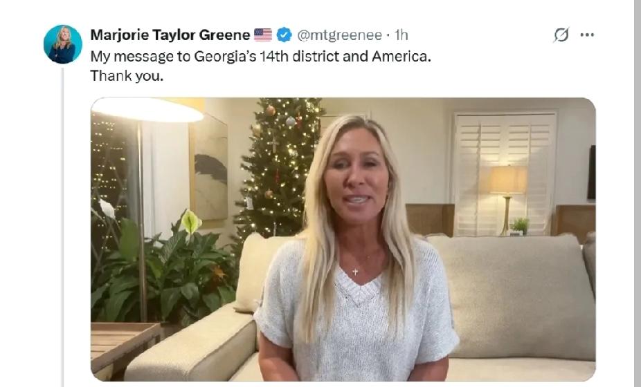 曾经被不少人当成特朗普“扩音器”的共和党女议员格林，突然宣布辞职，背后的原因让人