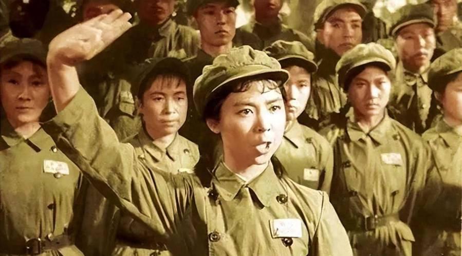 上甘岭上唯一女战士，秦基伟给她当马夫，每天不捐款睡不着觉！

1964年，由长春