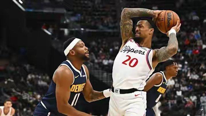 快船震荡！保罗离队后再掀交易风暴，2027薪金空间成终极目标北京时间12月3日，