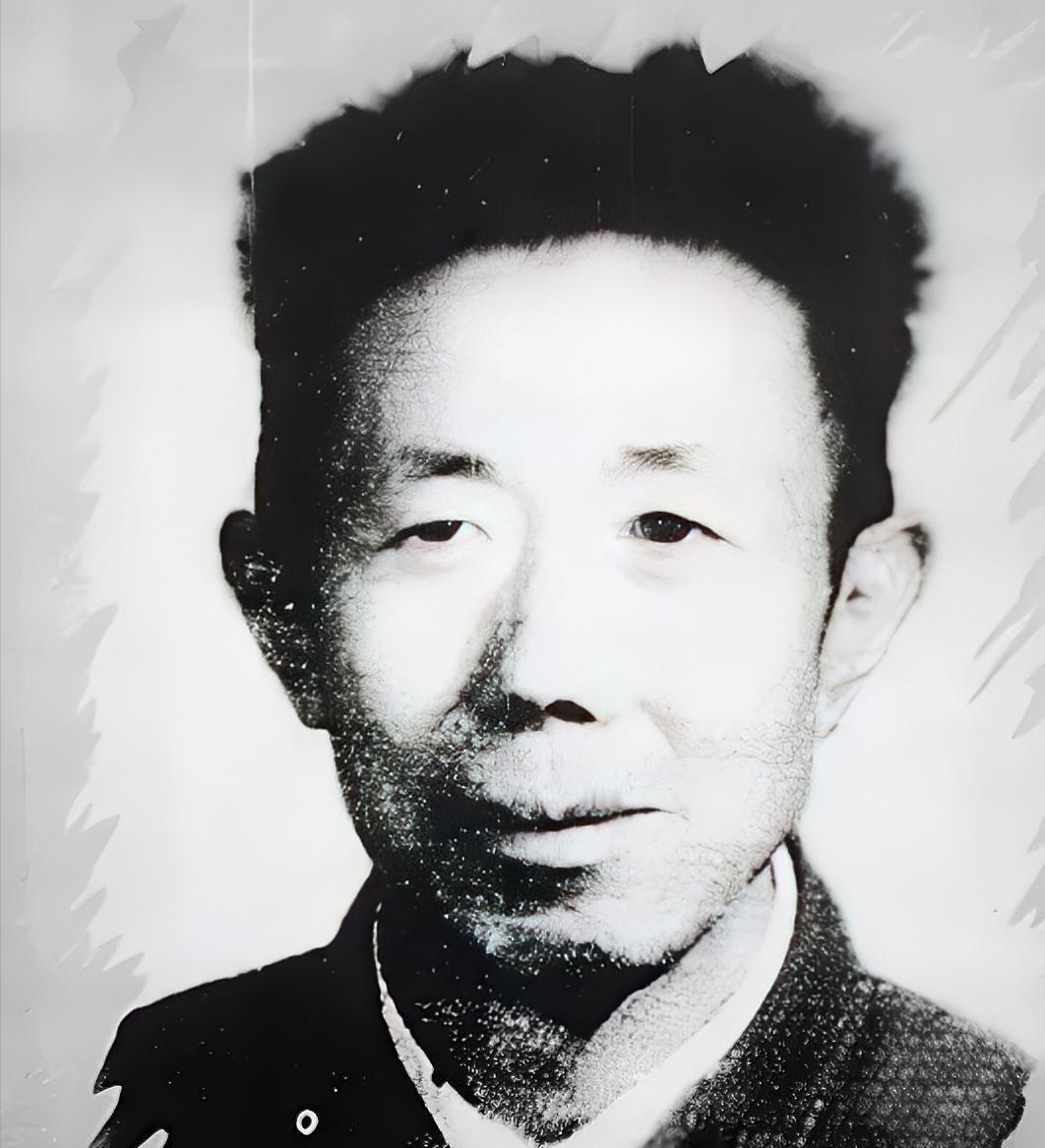 1949年，杀了3000多名红军的韩起功逃入祁连山，解放军搜寻多日无果，这时，一