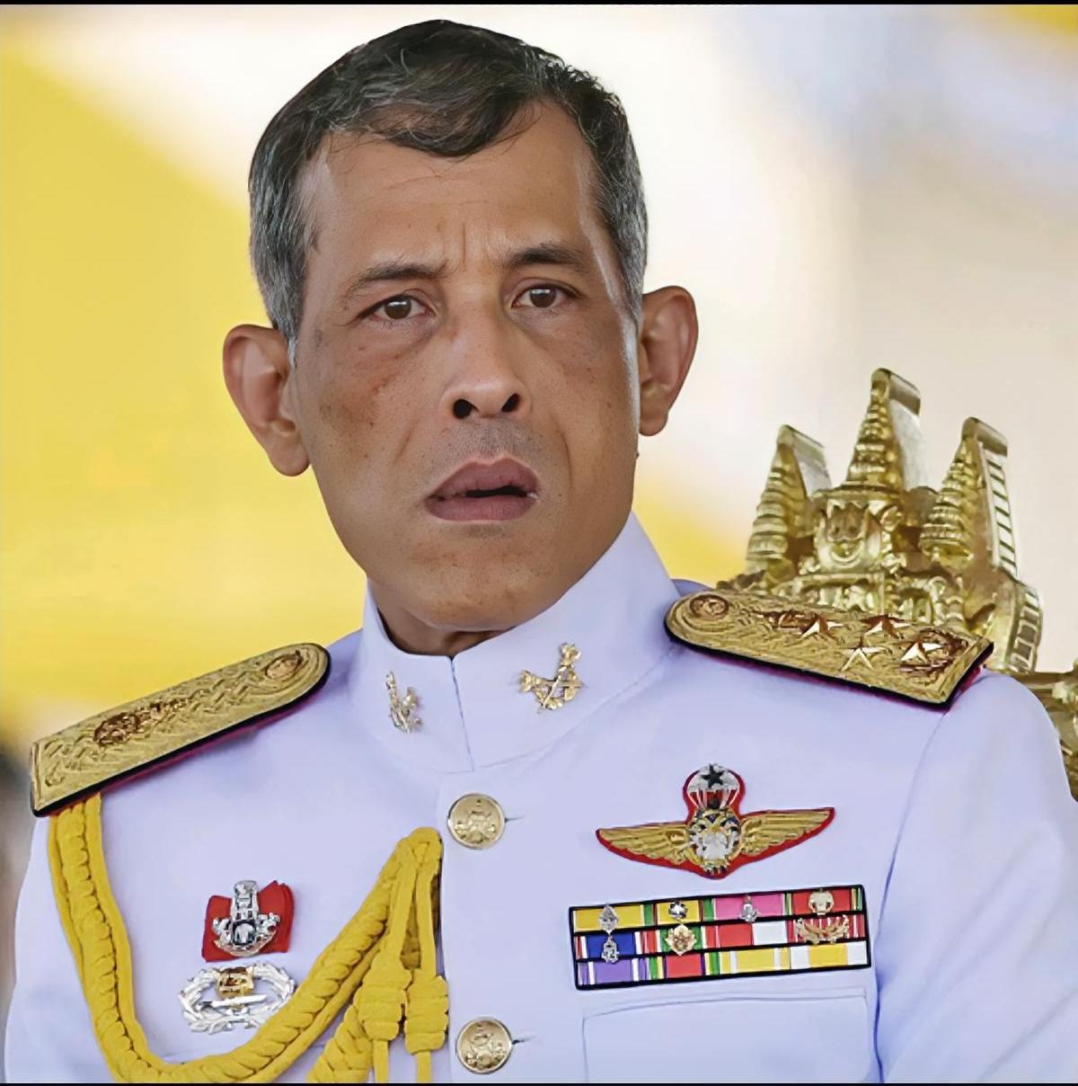 我认为看守政府翻盘，核心是稳字当头、资源占优、对手失势。阿努廷利用执政优势，主打