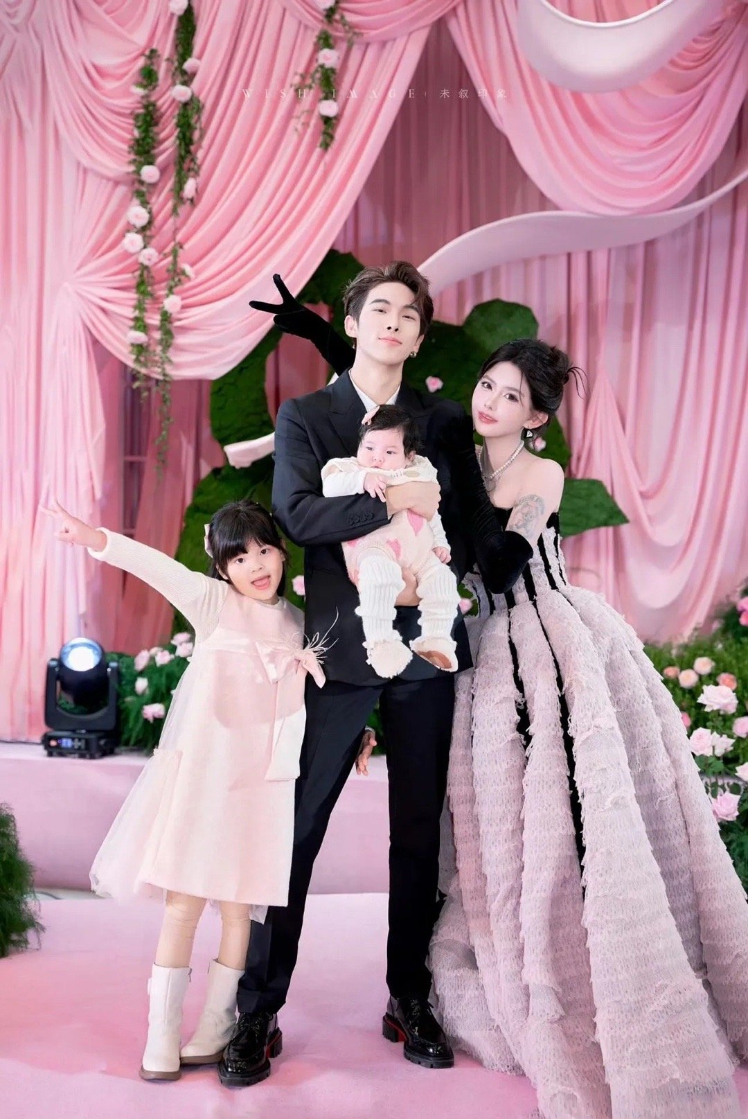宋浩然妈妈称韩安冉是福星宋浩然他妈妈也承认了确实是韩安冉改变了宋家人的命运。韩安