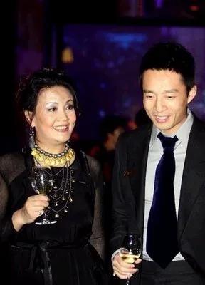 汪小菲大婚之后心思放到了工作上，张兰也真的该过自己的生活了

汪小菲这个人是很有