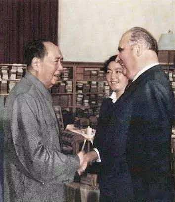 美国总统为什么访华？1973年，80岁的毛泽东，对来访的法国总统的蓬皮杜这样说：