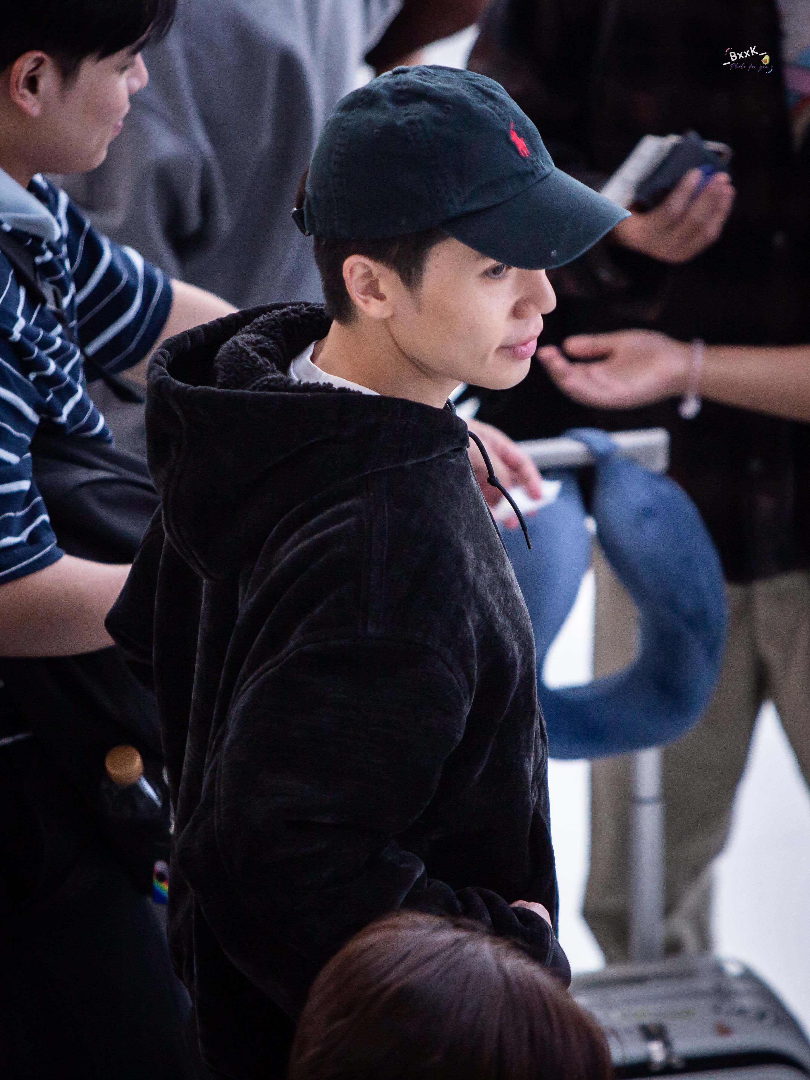 这也太那个了[流鼻血]260918  JimmySeaXFanday33inOS