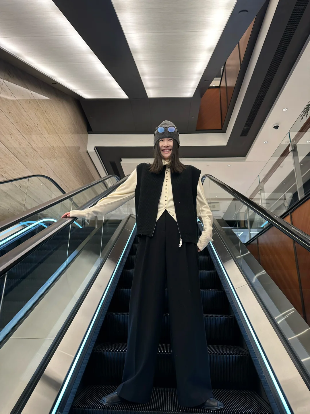 OOTD 今天穿的针织衫配马甲