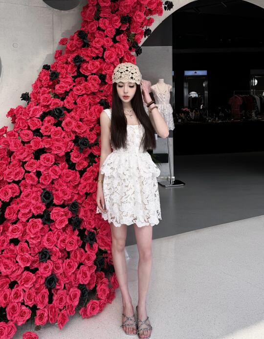 self-portrait 25夏季最最最新款预告