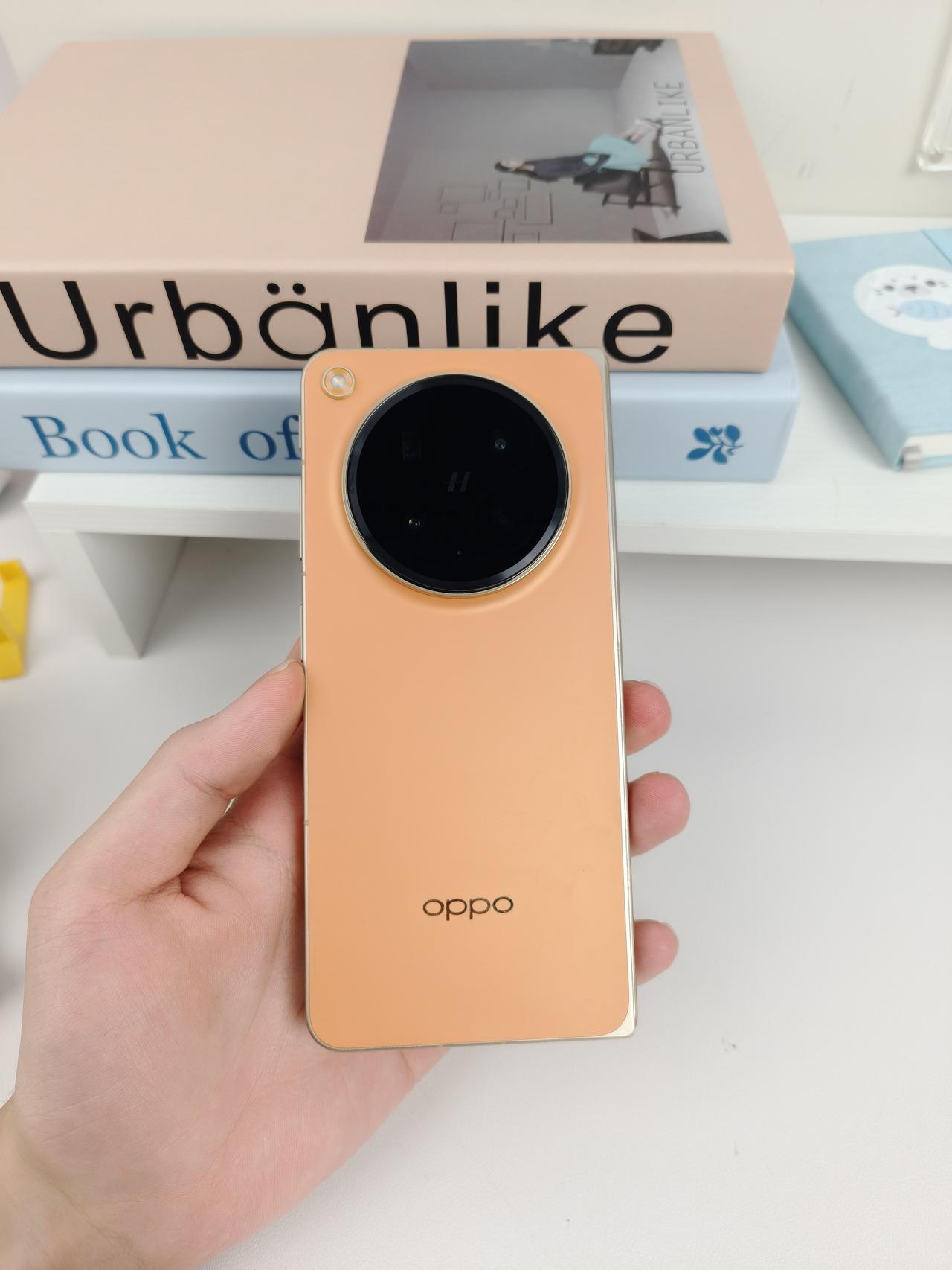 折叠屏用了两个月，我悟了自己需要什么

这两天618进入了高潮期，许多好价产品挺