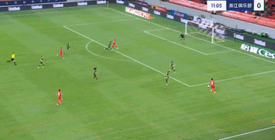 上海海港3比0胜浙江队王燊超凌空世界波 中超争冠关键战，上海海港3-0浙江队，上