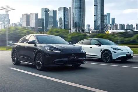 国内智驾圈吵翻了！华为和小鹏带头互撕：L3该跳还是该守？
华为高管靳玉志放狠话：