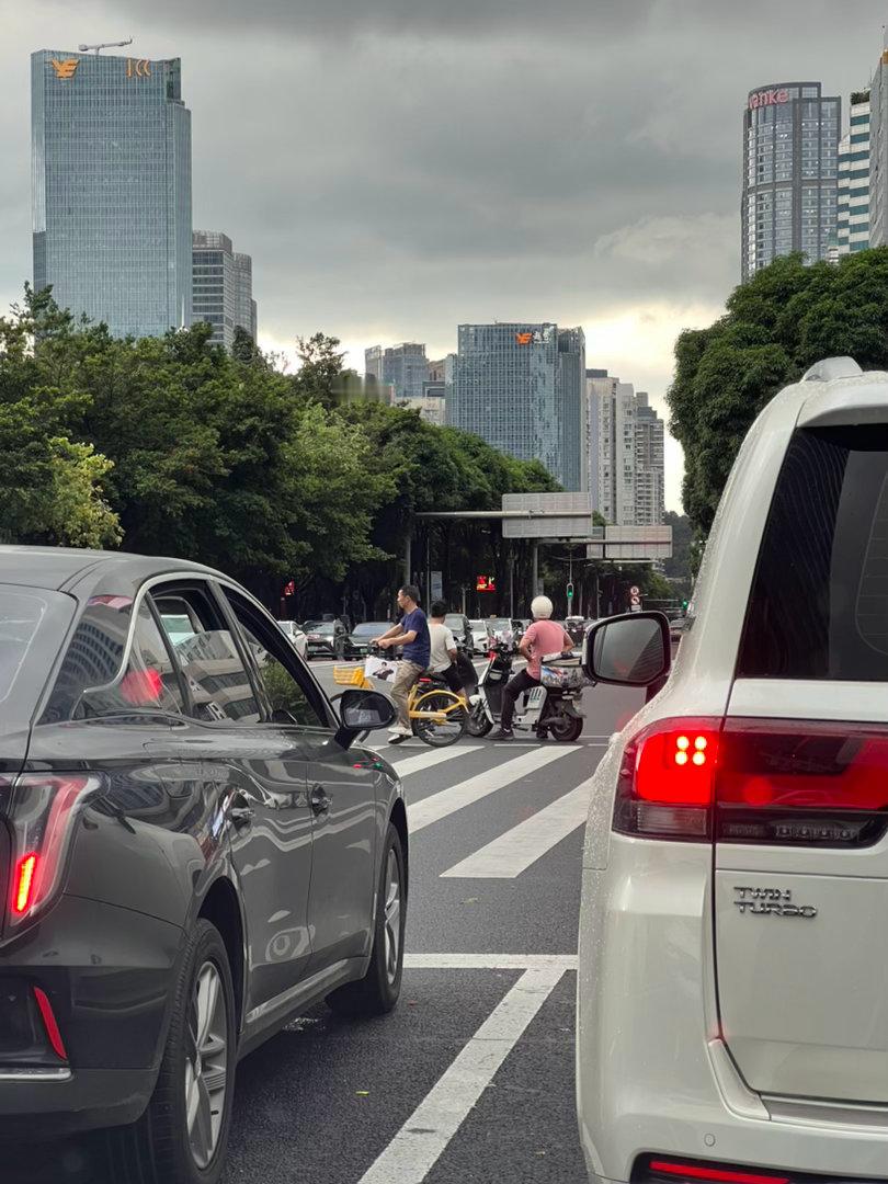 我对鸡都的交通一向都持乐观态度…… 