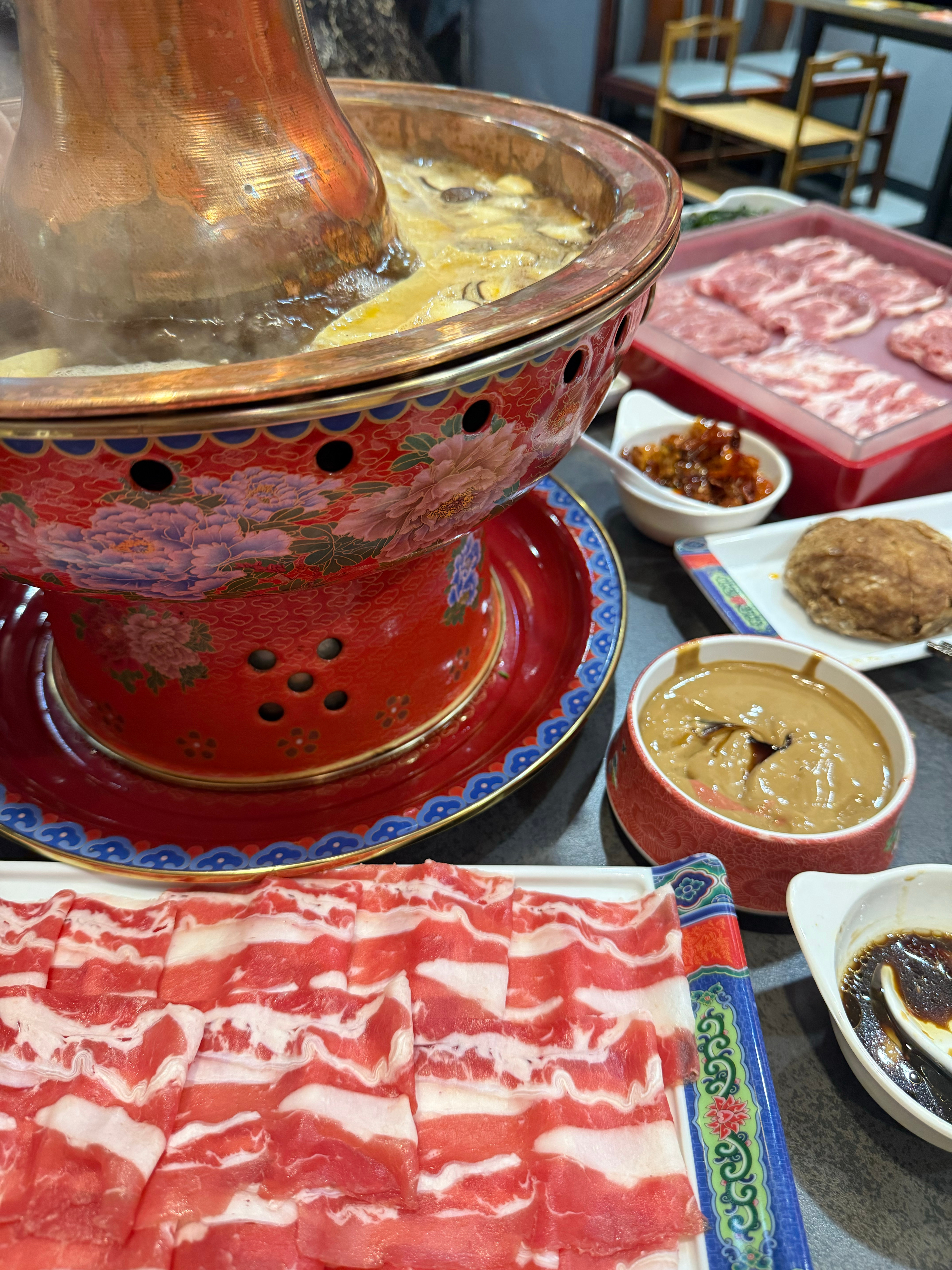 🥰北京欢迎我们🥰两个月前的照片都还没发 确实是有点懒到家了但我还是想说一句 