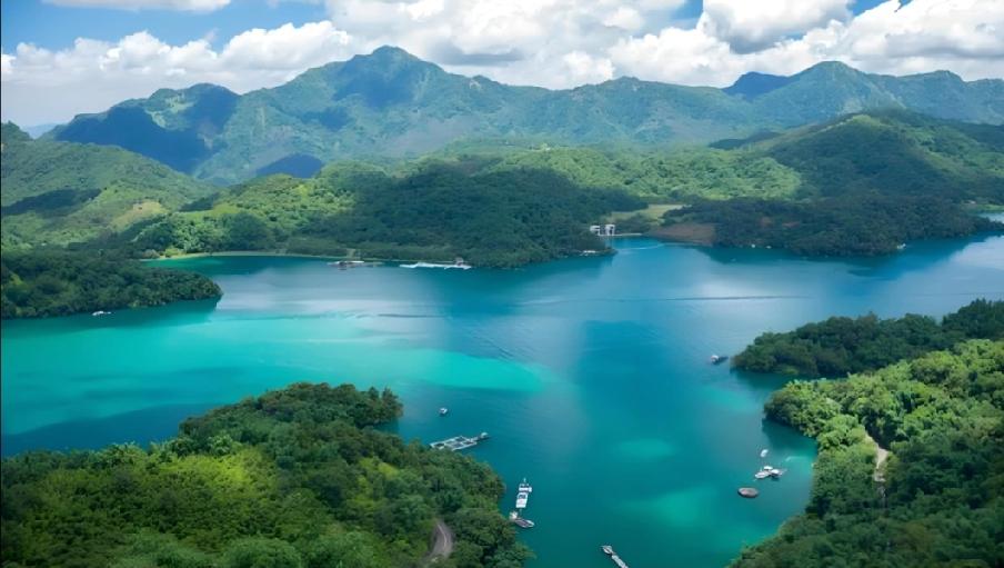 中央台办出了十项措施，促进两岸交流，包括赴台个人游。

我第一反应是：什么时候能