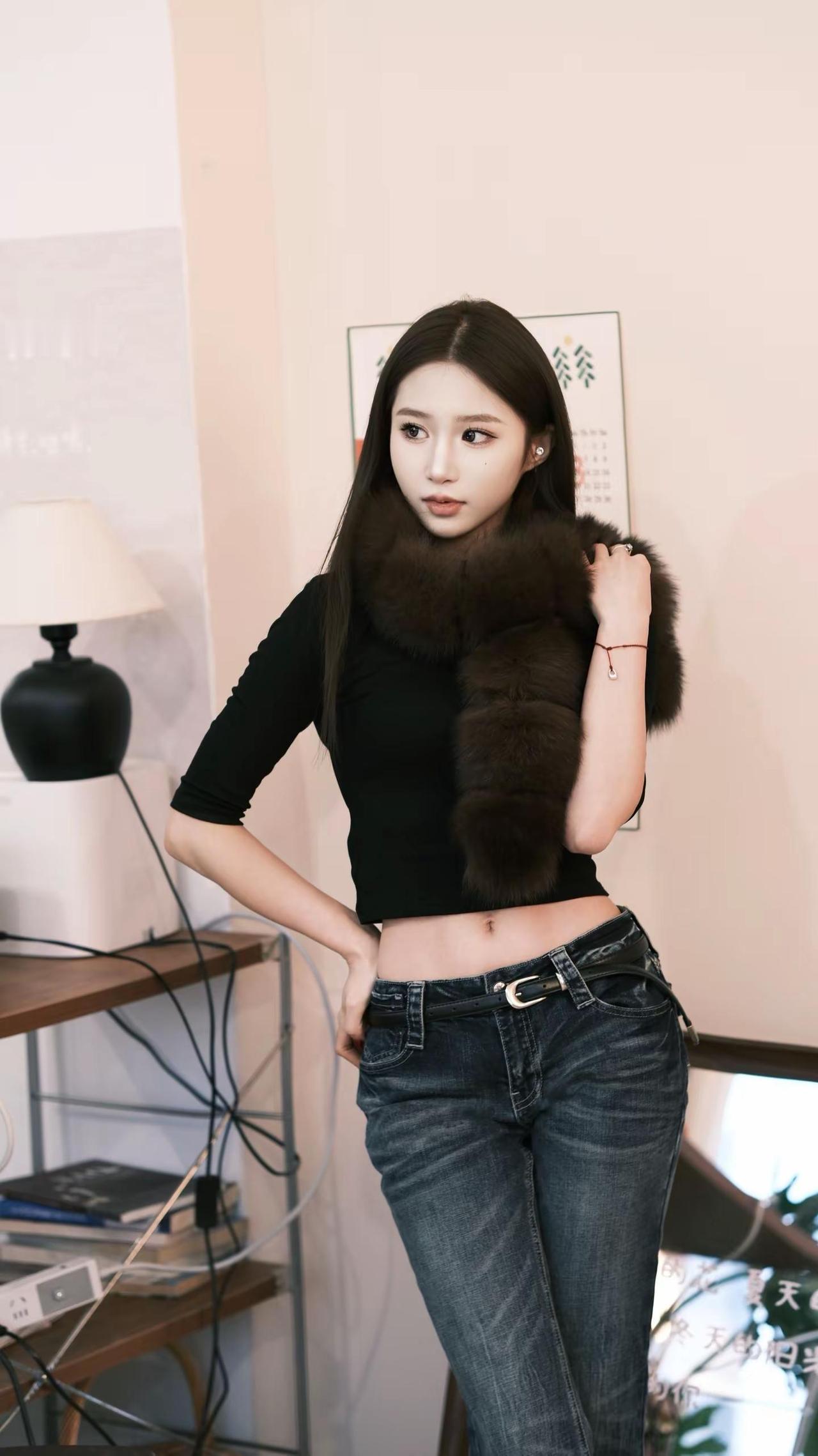 你管我有没有颜值皮肤身材  我有美颜就够了