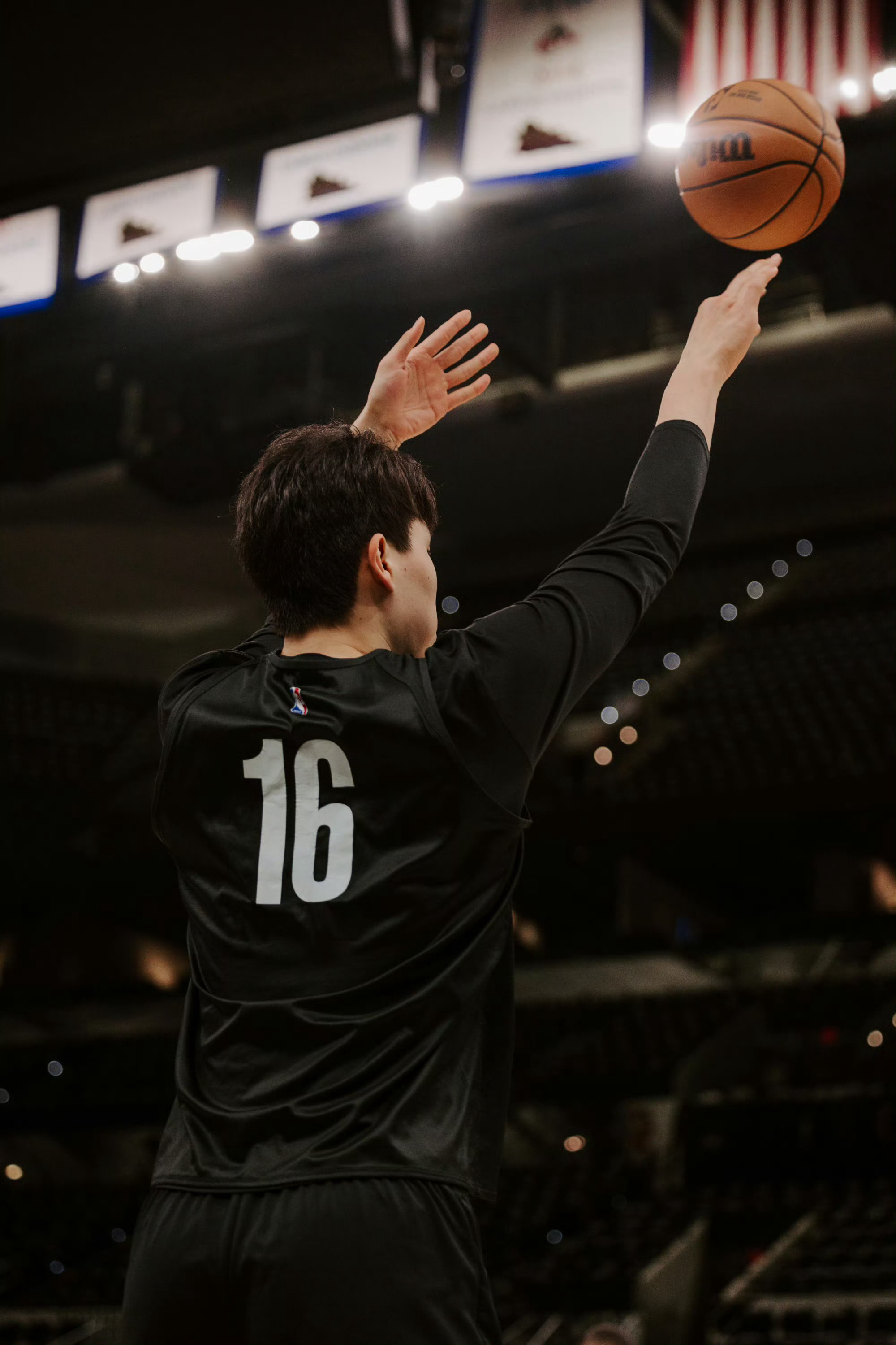 无脑抽一个43的有缘人，留言就行了，没什么，我只是单纯想给杨瀚森加油👏 