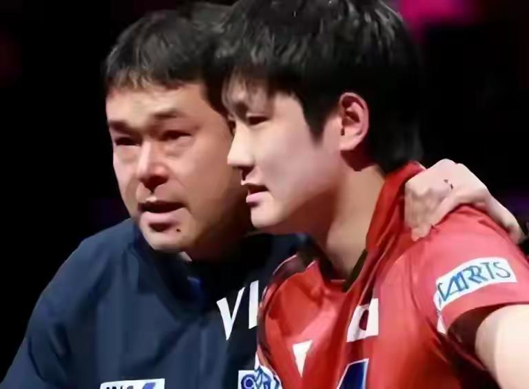 日本男乒这过山车，直接把球迷心态甩飞了！
半决赛零封对手，全网吹成神；
决赛被国