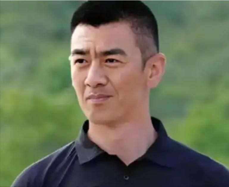 演员任天野突然接到大11岁继母的电话，天野，我怀了你爸的宝宝，他却不想要这个孩子
