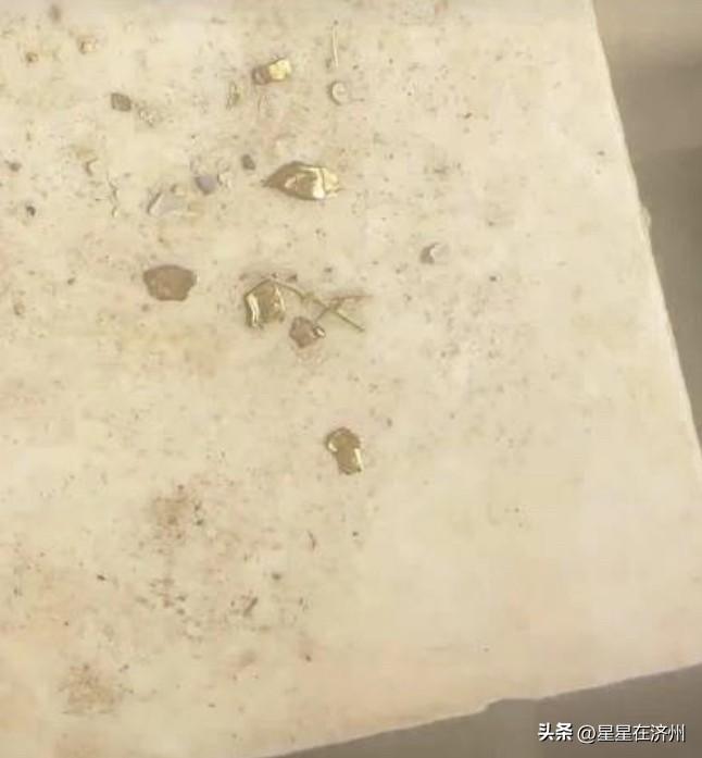 “湖南男子杀鸭子杀出黄金”后续，
对于“黄金”是否需要上交，
当地政府做出回复…