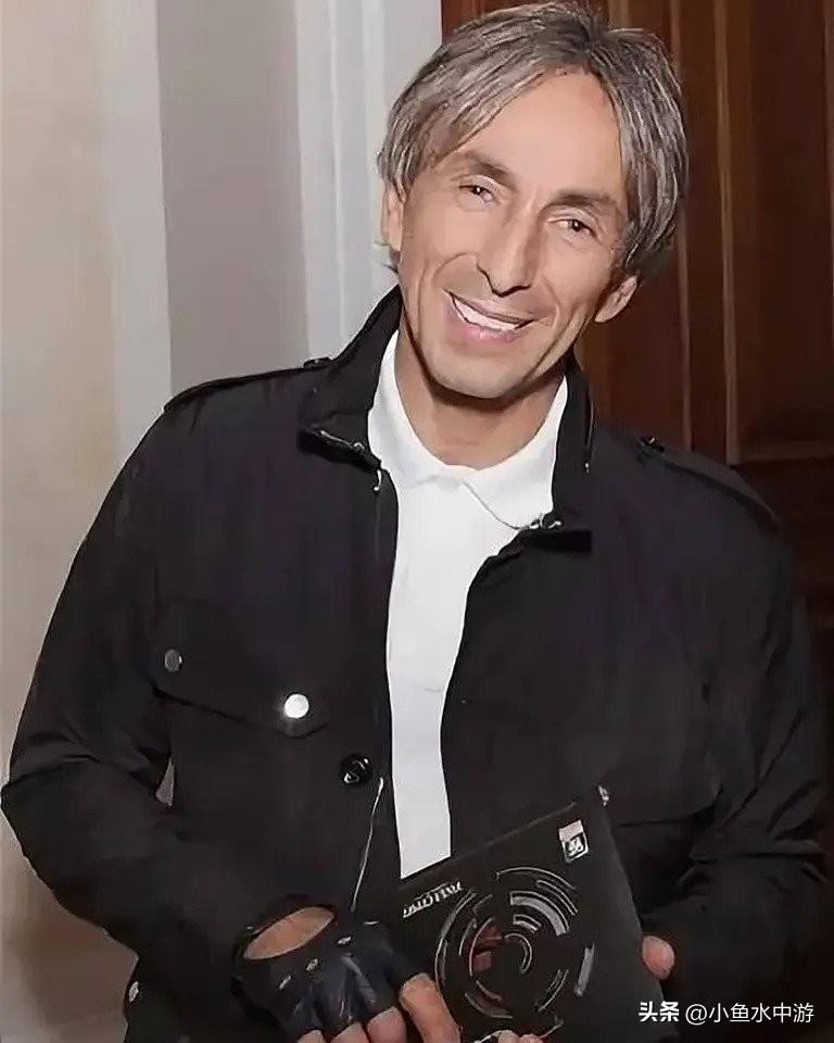 曾称吉丝兰·马克斯韦尔为“灵魂伴侣”、且出现在最新爱泼斯坦文件中的俄罗斯大亨奥马