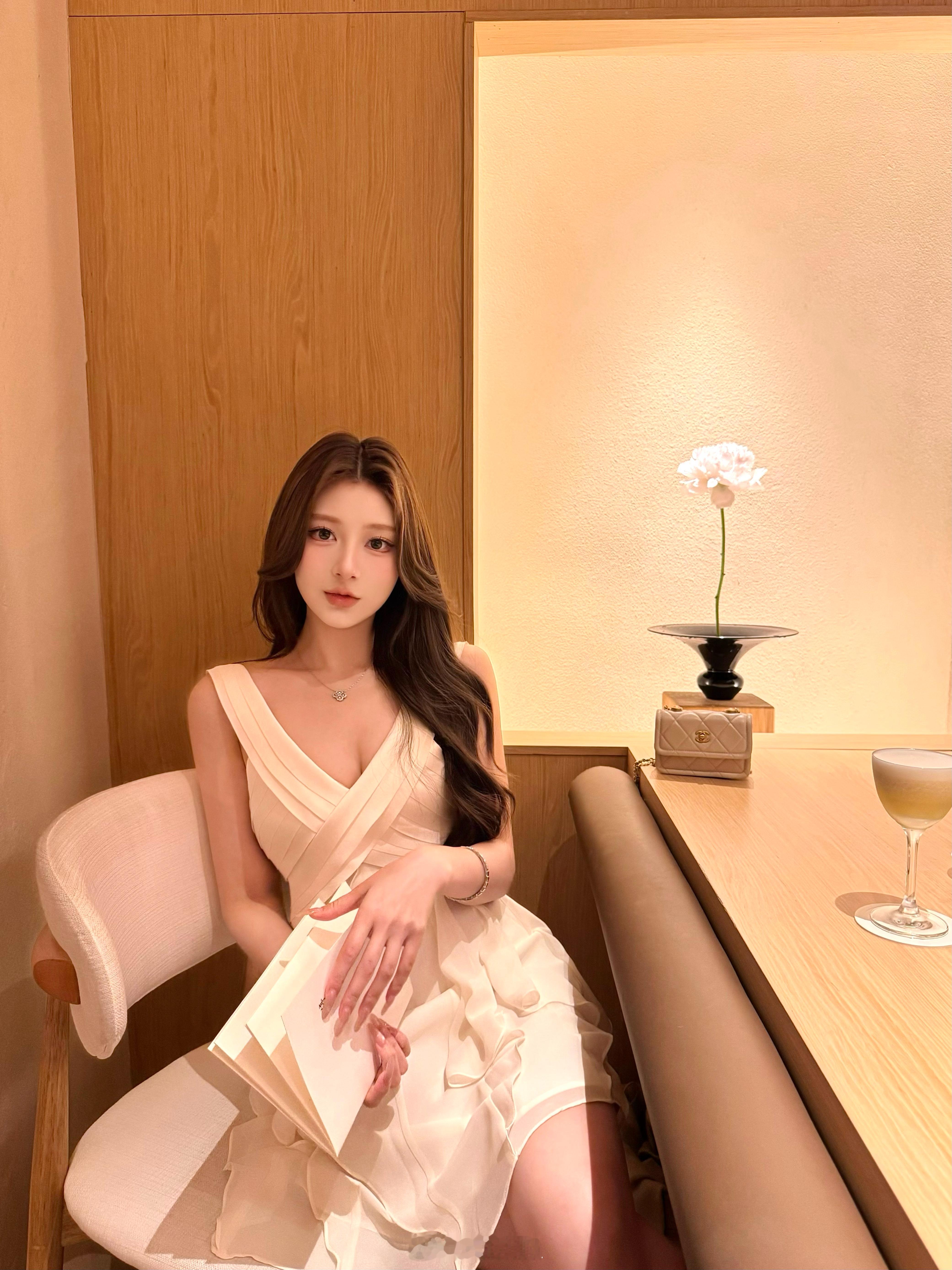 愿望是 每天都可以跟姐妹小酌一杯😋 