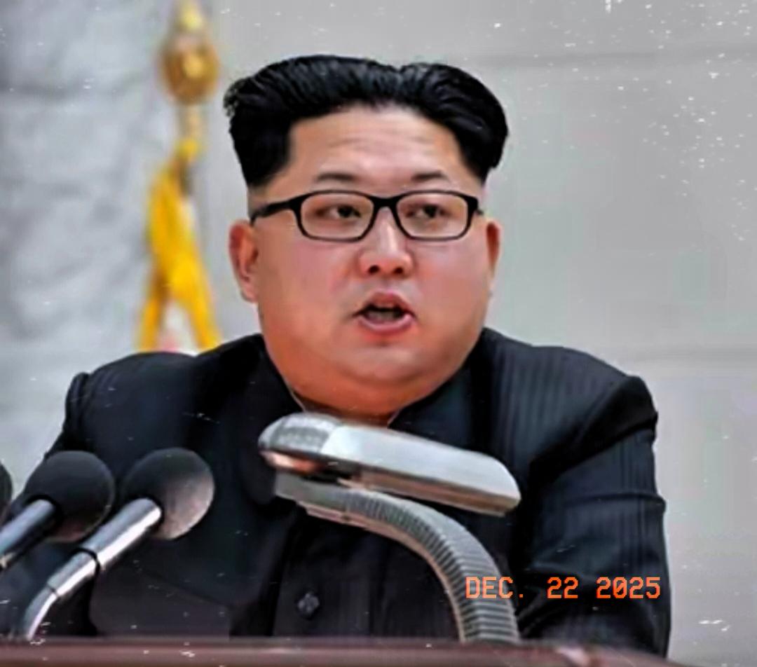 朝鲜已经对日本撂下狠话！
 12月18日，日本首相官邸一名安保政策高官公然放话“