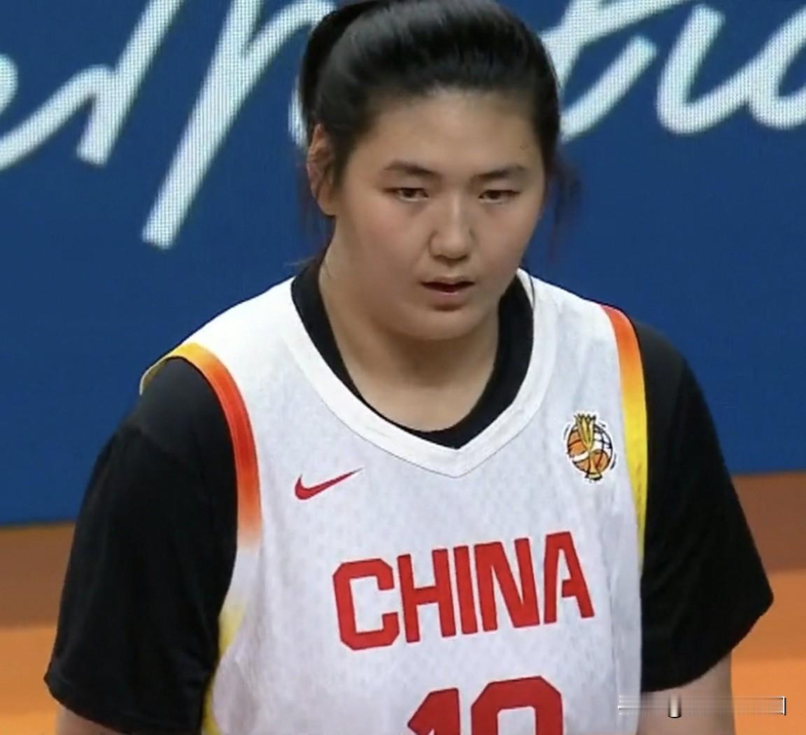 又是看的手心直冒汗！

太不容易了！
女篮世界杯小组赛第二轮比赛，中国女篮通过加