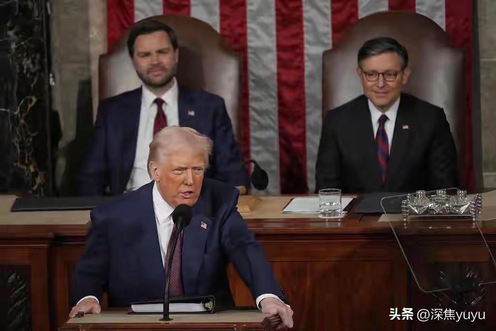 特朗普怒斥北约“纸老虎”：法国禁飞、西班牙关领空、意大利拒降落——这场海峡危机，