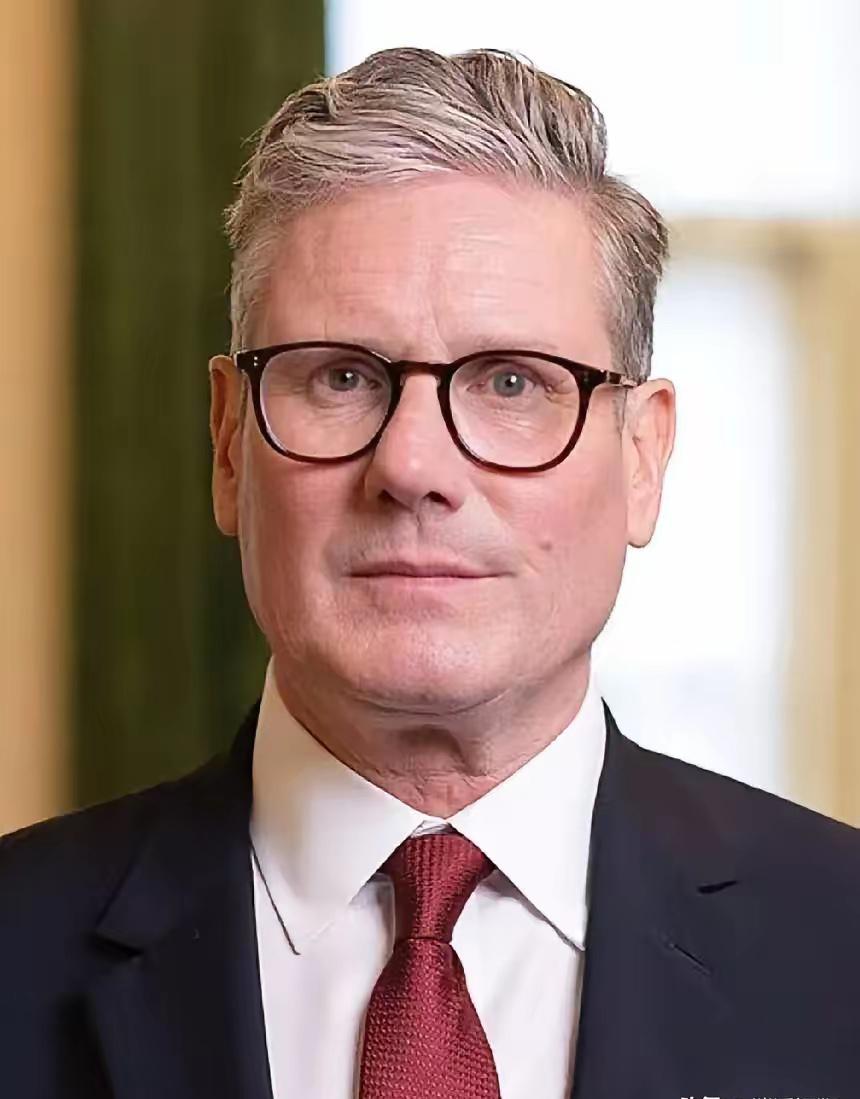 不等了，英国主动找中国

英国这次是真急了。以前都是跟着美国屁股后面走，这次直接