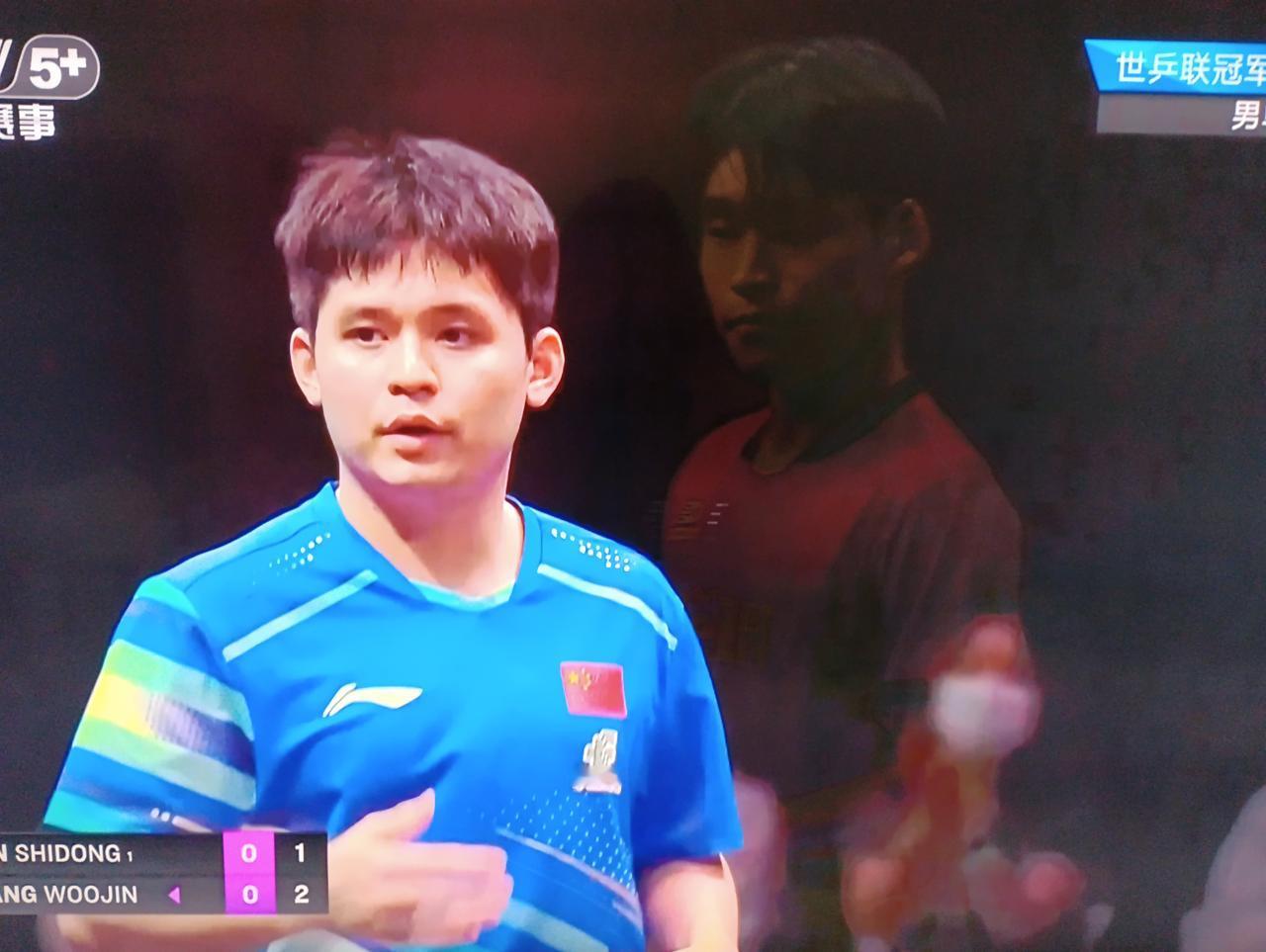 第一局林诗栋🇨🇳8-6领先张禹珍🇰🇷 ​​​！
这是一场WTT冠军赛多哈
