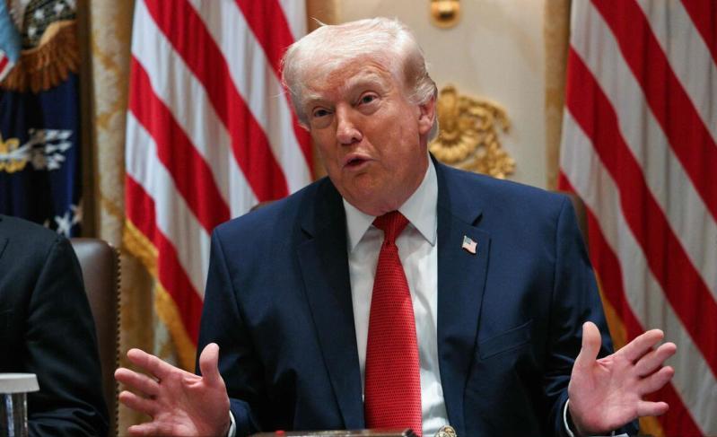 新加坡联合早报3月26日晚报道：“美国总统特朗普宣布，自己将于5月14日至15日