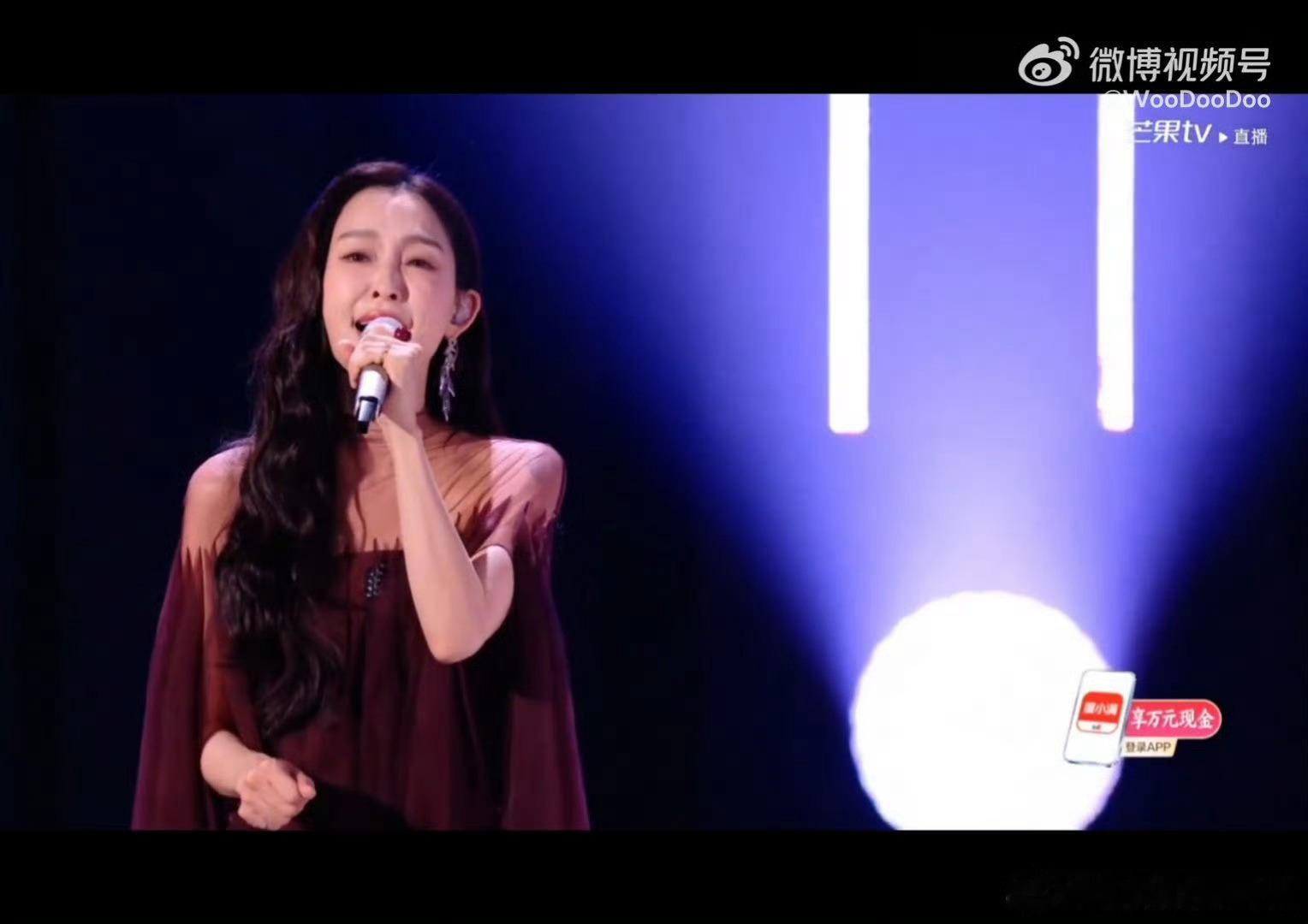 沉浸式聆听二人合唱，声线融合恰到好处，演唱细腻走心，温柔嗓音久久回味范玮琪徐洁儿