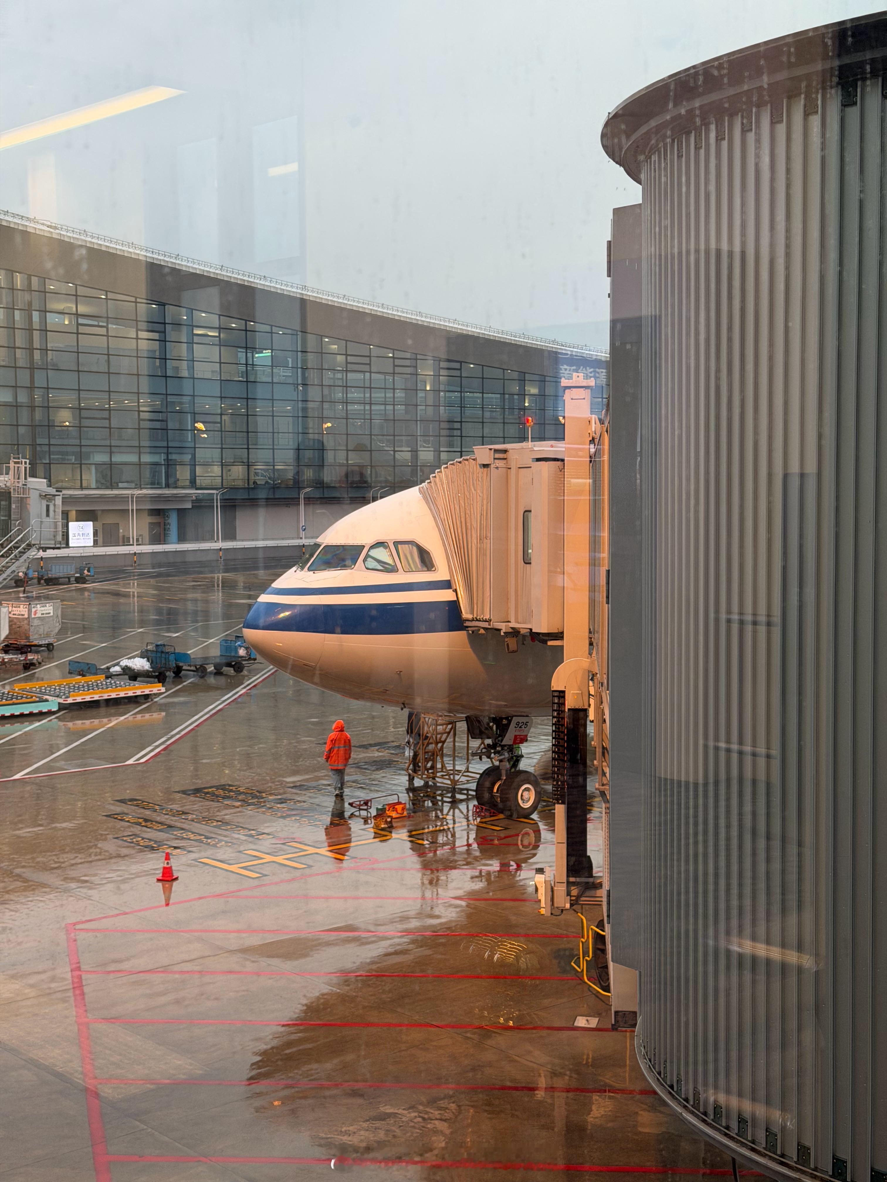 回家五一前不折腾了赓言赓语 杭州·杭州萧山国际机场