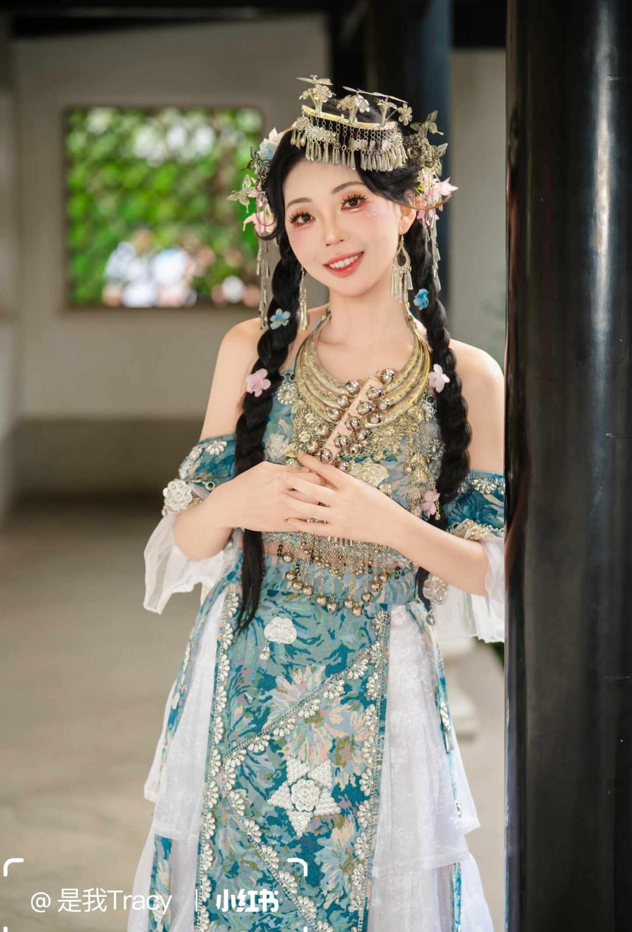 🇲🇾在永庆坊留下这一刻的自己 🌿
广州四天三夜的其中一天
选择穿上苗族服装