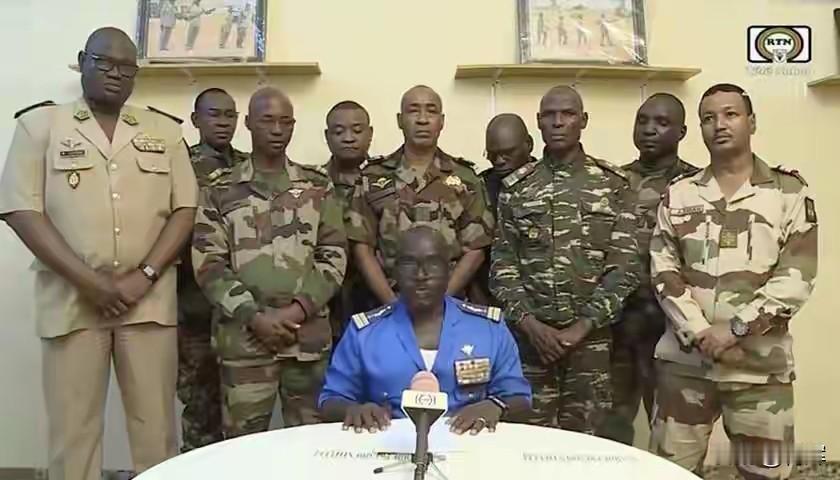 向五常宣战？尼日尔宣布将与法国开战，25年来唯一威胁五常的国家
11号当天，尼日