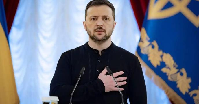 泽连斯基成了无期限总统？1月14日，乌克兰议会的一场投票，让这个深陷冲突的国家再