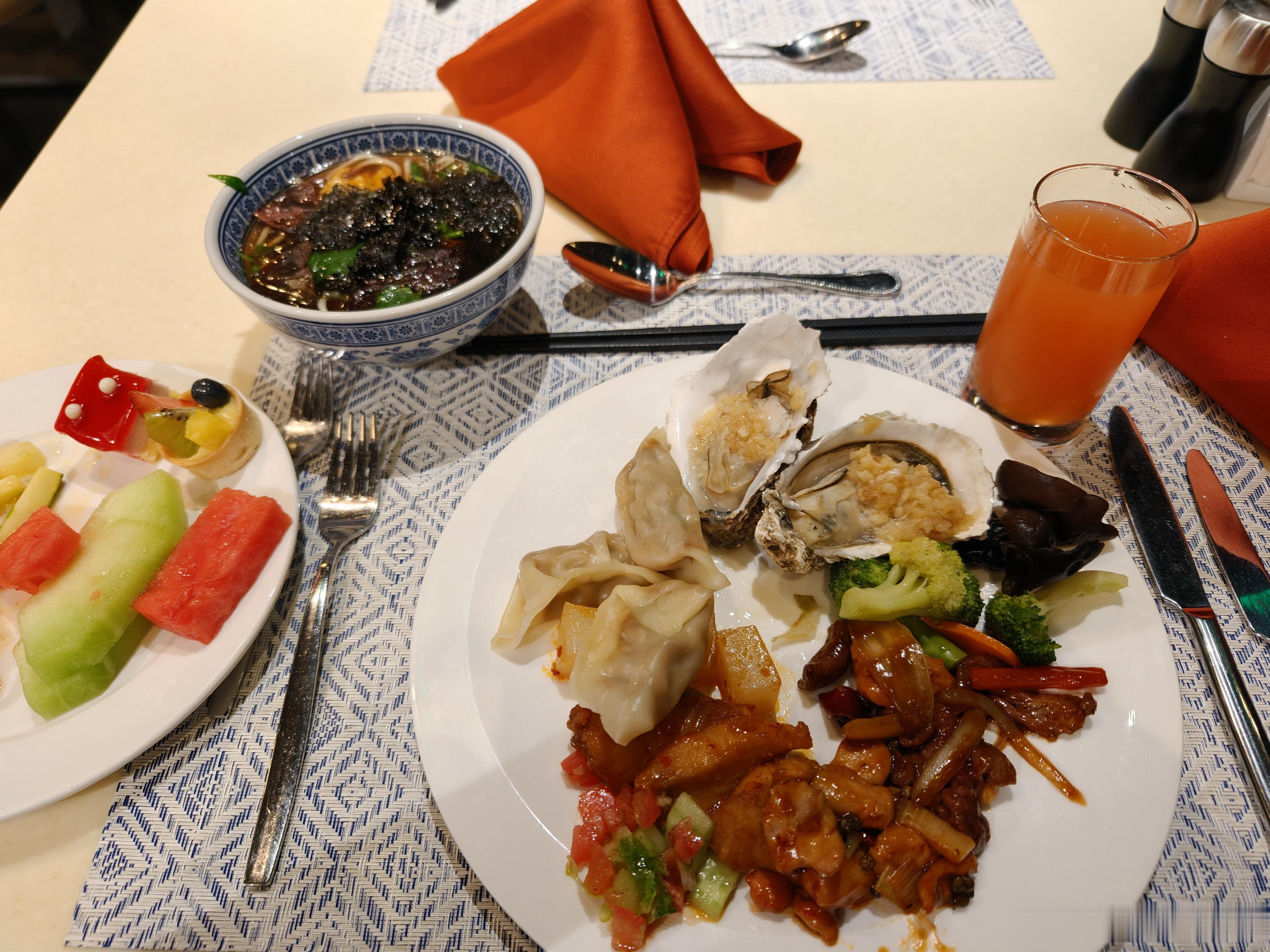 为什么早餐更适合吃高热量食物同意早上要吃好的习惯，而且要吃丰富，因为空腹一晚上，