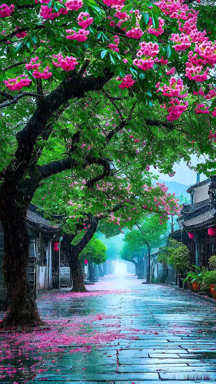 看一个人，爱不爱国，不要看嘴，要看腿。
不要看他嘴上说什么，要看他的腿往哪走。