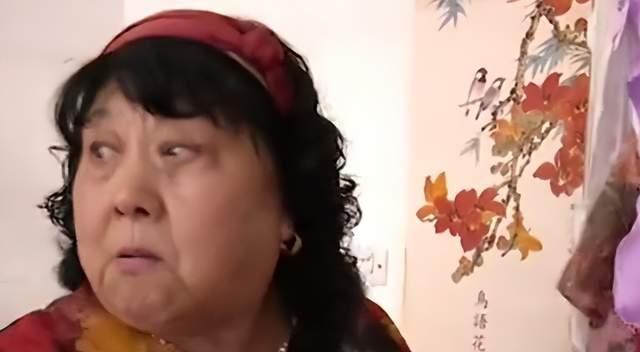 胖大妈相亲胖大爷，两人针尖对麦芒，谁也不惯着谁！我去你丫的吧，还不是你的菜，你是
